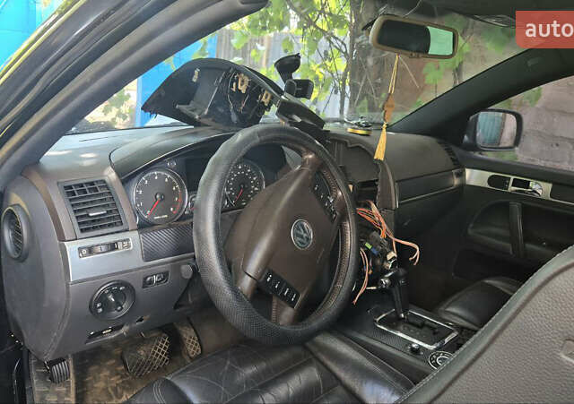 Фольксваген Туарег, объемом двигателя 3.2 л и пробегом 250 тыс. км за 2000 $, фото 7 на Automoto.ua