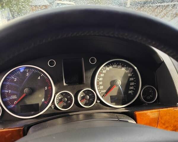 Фольксваген Туарег, объемом двигателя 2.5 л и пробегом 396 тыс. км за 5500 $, фото 5 на Automoto.ua