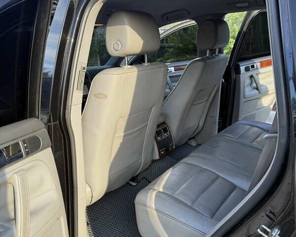 Фольксваген Туарег, объемом двигателя 3.2 л и пробегом 301 тыс. км за 5700 $, фото 10 на Automoto.ua