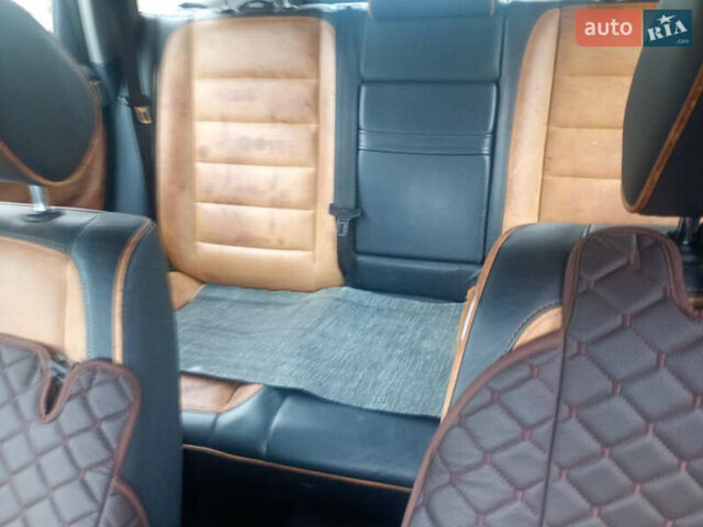 Фольксваген Туарег, объемом двигателя 5 л и пробегом 313 тыс. км за 4000 $, фото 5 на Automoto.ua