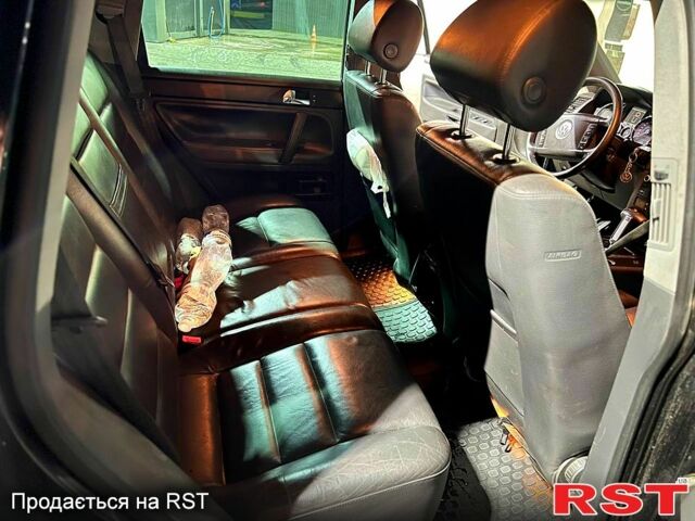 Фольксваген Туарег, объемом двигателя 2.5 л и пробегом 320 тыс. км за 4000 $, фото 3 на Automoto.ua