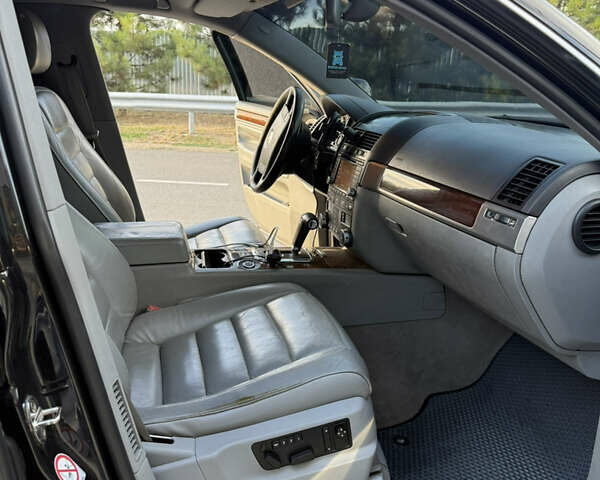 Фольксваген Туарег, объемом двигателя 3.2 л и пробегом 301 тыс. км за 5700 $, фото 8 на Automoto.ua