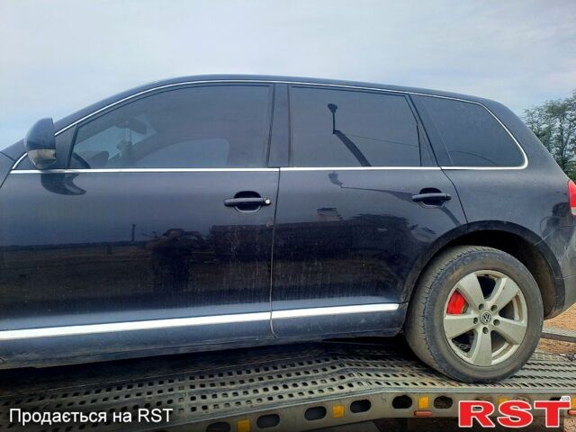 Фольксваген Туарег, объемом двигателя 5 л и пробегом 220 тыс. км за 3000 $, фото 3 на Automoto.ua