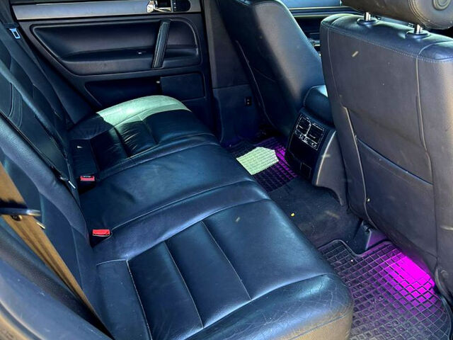 Фольксваген Туарег, объемом двигателя 2.5 л и пробегом 335 тыс. км за 4650 $, фото 5 на Automoto.ua