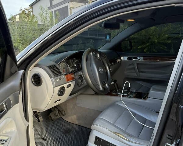 Фольксваген Туарег, объемом двигателя 3.2 л и пробегом 301 тыс. км за 5700 $, фото 13 на Automoto.ua