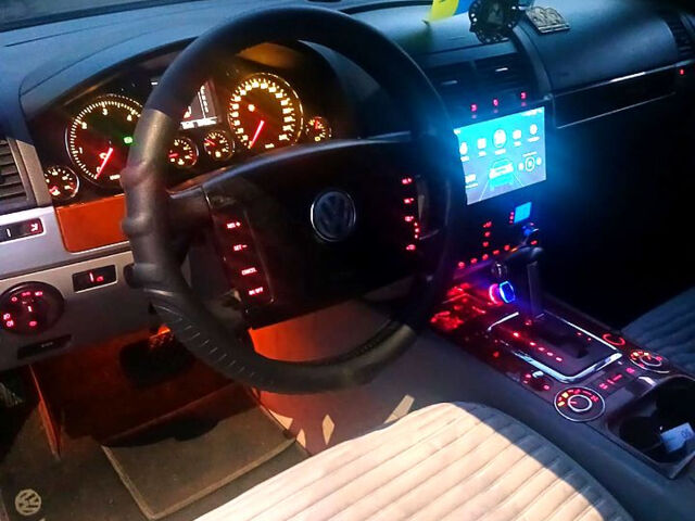 Фольксваген Туарег, объемом двигателя 3 л и пробегом 333 тыс. км за 6000 $, фото 7 на Automoto.ua