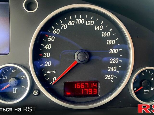 Фольксваген Туарег, об'ємом двигуна 3.6 л та пробігом 165 тис. км за 8500 $, фото 4 на Automoto.ua