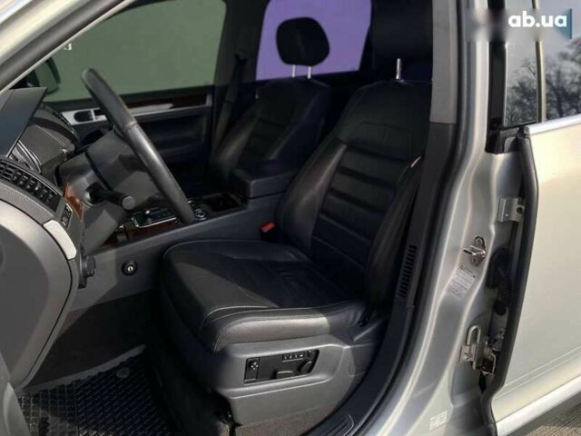 Фольксваген Туарег, объемом двигателя 2.5 л и пробегом 281 тыс. км за 9790 $, фото 13 на Automoto.ua