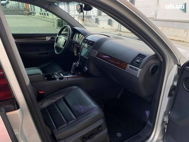 Фольксваген Туарег, объемом двигателя 2.5 л и пробегом 281 тыс. км за 9790 $, фото 18 на Automoto.ua