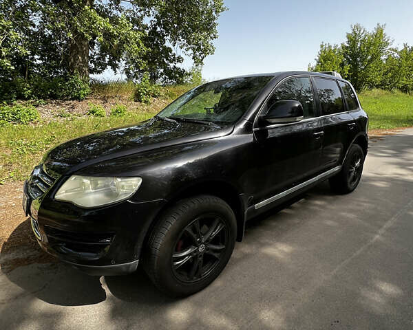 Фольксваген Туарег, объемом двигателя 2.46 л и пробегом 297 тыс. км за 9200 $, фото 1 на Automoto.ua