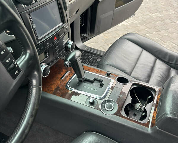 Фольксваген Туарег, объемом двигателя 2.5 л и пробегом 330 тыс. км за 12000 $, фото 12 на Automoto.ua