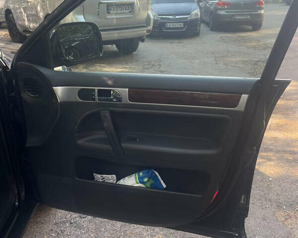 Фольксваген Туарег, объемом двигателя 3.58 л и пробегом 208 тыс. км за 10400 $, фото 9 на Automoto.ua