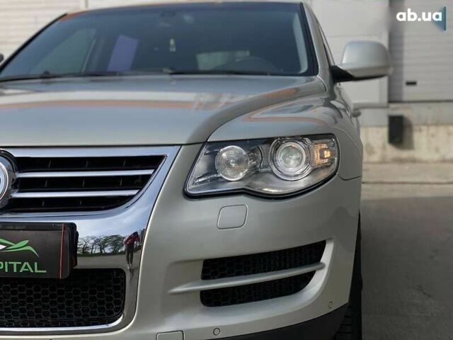 Фольксваген Туарег, объемом двигателя 2.5 л и пробегом 281 тыс. км за 9790 $, фото 7 на Automoto.ua