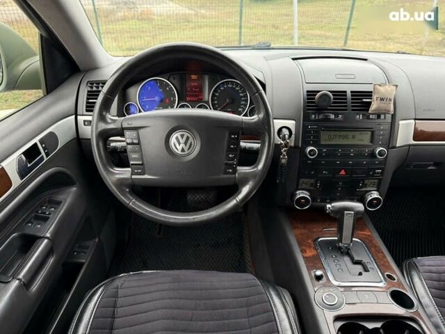 Фольксваген Туарег, об'ємом двигуна 2.5 л та пробігом 317 тис. км за 8900 $, фото 19 на Automoto.ua