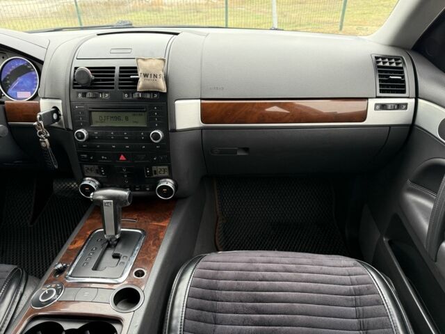 Фольксваген Туарег, объемом двигателя 2.5 л и пробегом 317 тыс. км за 8900 $, фото 11 на Automoto.ua