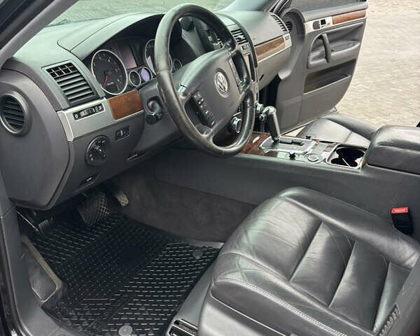 Фольксваген Туарег, объемом двигателя 2.5 л и пробегом 330 тыс. км за 12000 $, фото 15 на Automoto.ua