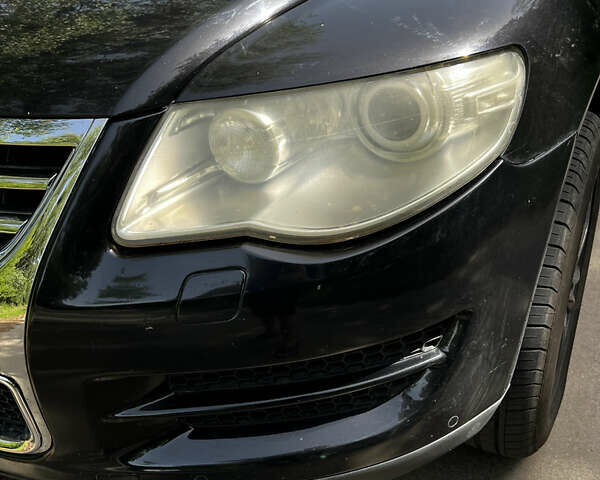 Фольксваген Туарег, объемом двигателя 2.46 л и пробегом 297 тыс. км за 9200 $, фото 2 на Automoto.ua