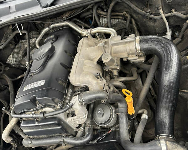 Фольксваген Туарег, объемом двигателя 2.5 л и пробегом 330 тыс. км за 12000 $, фото 2 на Automoto.ua