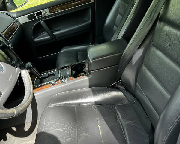 Фольксваген Туарег, объемом двигателя 2.46 л и пробегом 297 тыс. км за 9200 $, фото 6 на Automoto.ua