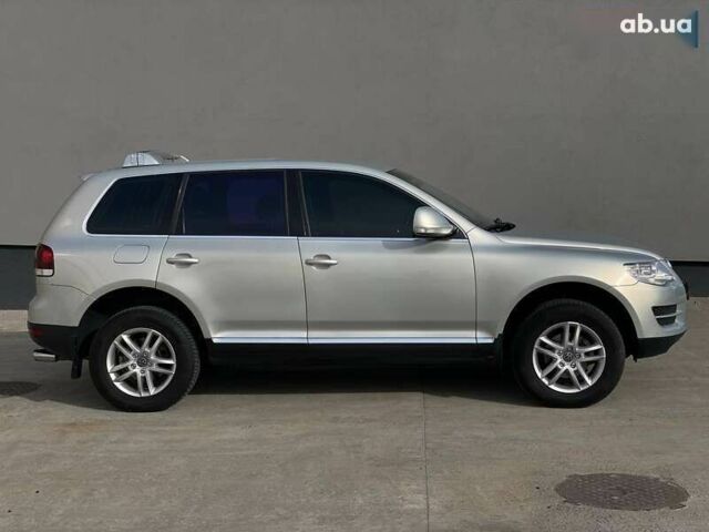 Фольксваген Туарег, объемом двигателя 2.5 л и пробегом 281 тыс. км за 9790 $, фото 3 на Automoto.ua