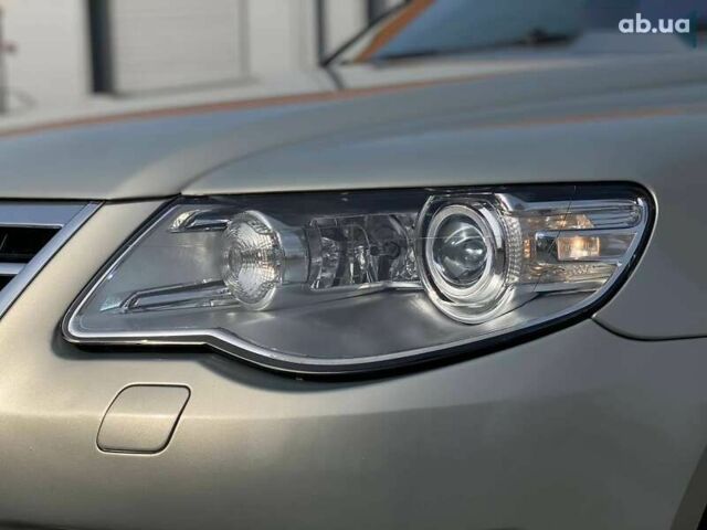 Фольксваген Туарег, объемом двигателя 2.5 л и пробегом 281 тыс. км за 9790 $, фото 1 на Automoto.ua