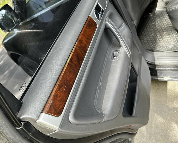 Фольксваген Туарег, объемом двигателя 2.46 л и пробегом 297 тыс. км за 9200 $, фото 9 на Automoto.ua