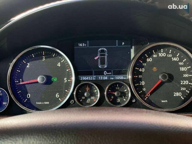 Фольксваген Туарег, объемом двигателя 2.5 л и пробегом 296 тыс. км за 10290 $, фото 23 на Automoto.ua