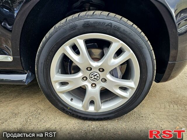 Фольксваген Туарег, объемом двигателя 3.6 л и пробегом 250 тыс. км за 10700 $, фото 7 на Automoto.ua