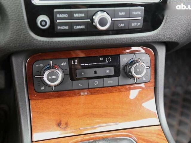 Фольксваген Туарег, объемом двигателя 3.6 л и пробегом 241 тыс. км за 13000 $, фото 19 на Automoto.ua