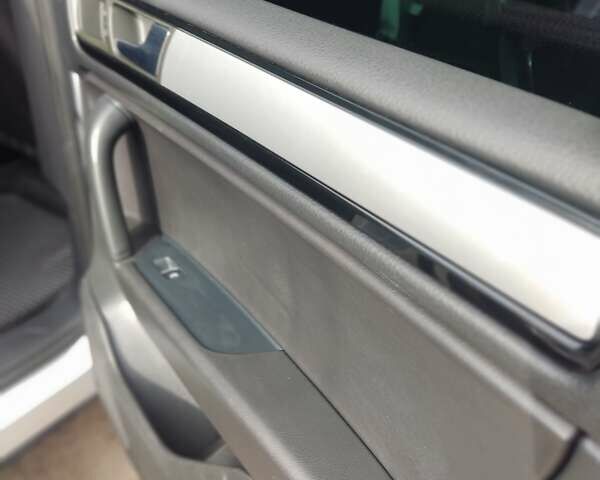 Фольксваген Туарег, об'ємом двигуна 3.6 л та пробігом 240 тис. км за 12999 $, фото 29 на Automoto.ua