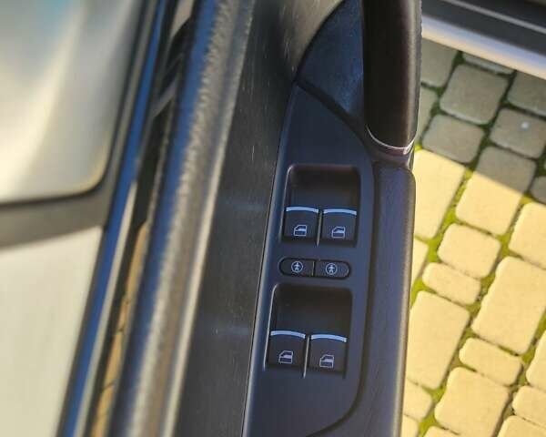 Фольксваген Туарег 2010 в Одессе на Automoto.ua Фольксваген Туарег, объемом двигателя 4.13 л и пробегом 254 тыс. км за 21000 $, фото 3 на Automoto.ua