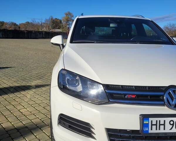 Фольксваген Туарег 2010 в Одессе на Automoto.ua Фольксваген Туарег, объемом двигателя 4.13 л и пробегом 254 тыс. км за 21000 $, фото 24 на Automoto.ua