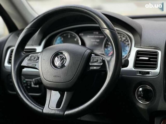 Фольксваген Туарег, об'ємом двигуна 3 л та пробігом 290 тис. км за 15490 $, фото 15 на Automoto.ua