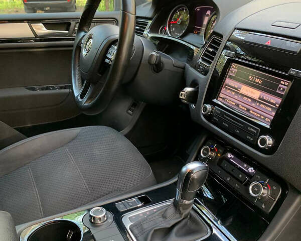 Фольксваген Туарег, объемом двигателя 3 л и пробегом 230 тыс. км за 19500 $, фото 21 на Automoto.ua