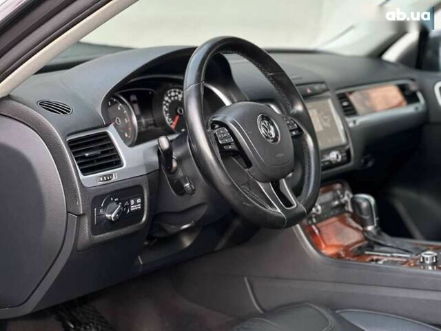 Фольксваген Туарег, об'ємом двигуна 3 л та пробігом 290 тис. км за 15490 $, фото 10 на Automoto.ua