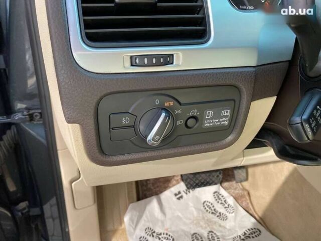 Фольксваген Туарег, объемом двигателя 3 л и пробегом 252 тыс. км за 15900 $, фото 12 на Automoto.ua