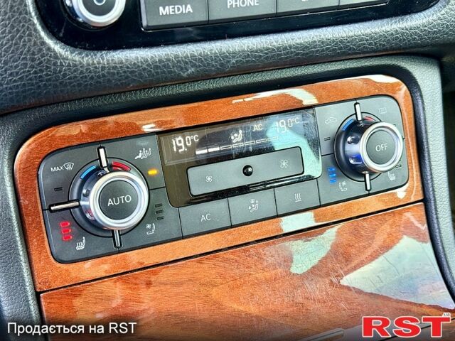 Фольксваген Туарег, объемом двигателя 30 л и пробегом 266 тыс. км за 15900 $, фото 10 на Automoto.ua