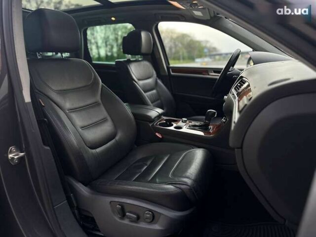 Фольксваген Туарег, об'ємом двигуна 3 л та пробігом 290 тис. км за 15490 $, фото 12 на Automoto.ua