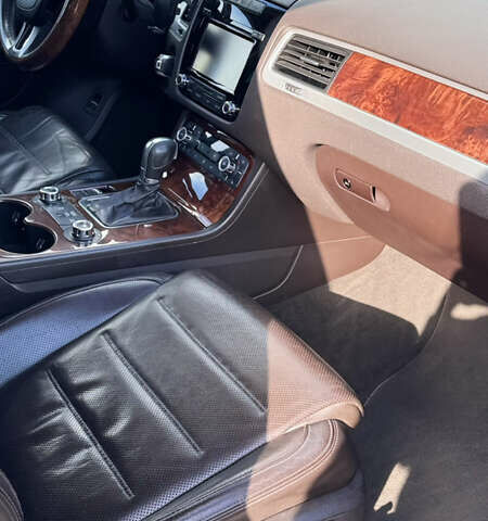 Фольксваген Туарег, об'ємом двигуна 2.97 л та пробігом 335 тис. км за 16500 $, фото 29 на Automoto.ua