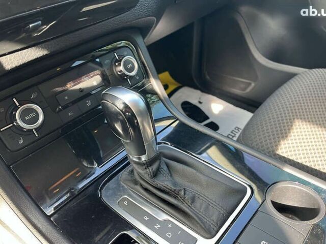 Фольксваген Туарег, об'ємом двигуна 3 л та пробігом 160 тис. км за 18800 $, фото 11 на Automoto.ua