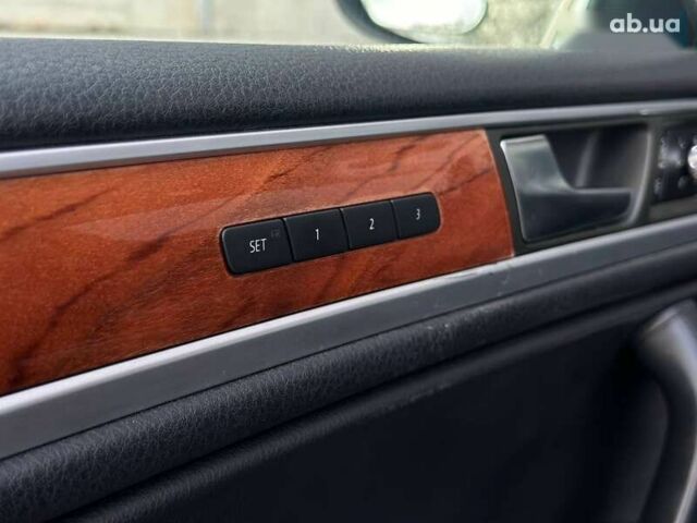 Фольксваген Туарег, об'ємом двигуна 3 л та пробігом 290 тис. км за 15490 $, фото 22 на Automoto.ua