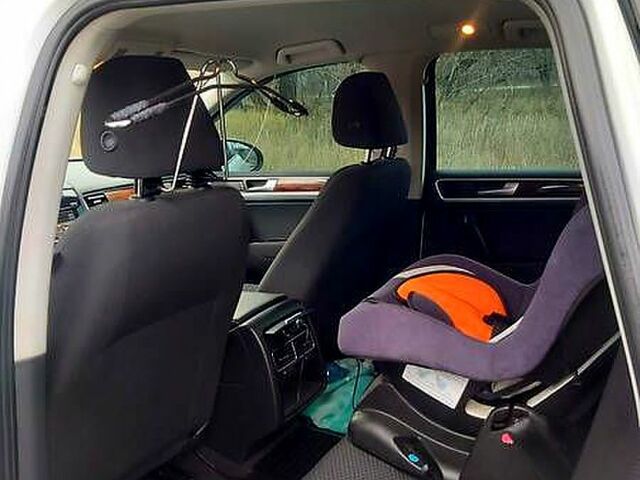 Фольксваген Туарег, объемом двигателя 3 л и пробегом 212 тыс. км за 17000 $, фото 4 на Automoto.ua