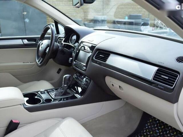 Фольксваген Туарег, объемом двигателя 3 л и пробегом 272 тыс. км за 16900 $, фото 29 на Automoto.ua