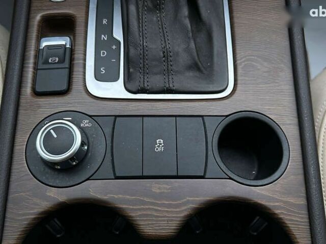 Фольксваген Туарег, объемом двигателя 3 л и пробегом 247 тыс. км за 20300 $, фото 17 на Automoto.ua