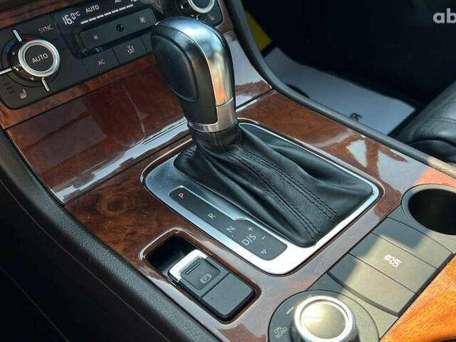 Фольксваген Туарег, объемом двигателя 3 л и пробегом 250 тыс. км за 20800 $, фото 20 на Automoto.ua