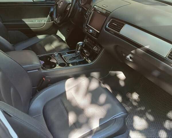 Фольксваген Туарег, объемом двигателя 3 л и пробегом 253 тыс. км за 18000 $, фото 12 на Automoto.ua