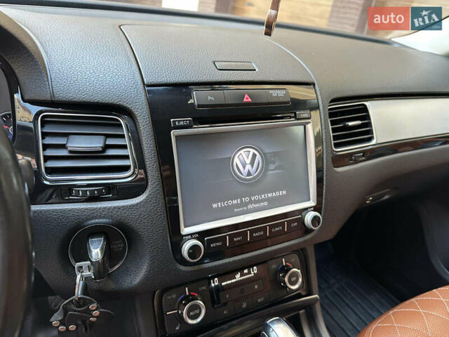 Фольксваген Туарег, объемом двигателя 2.97 л и пробегом 286 тыс. км за 16300 $, фото 14 на Automoto.ua