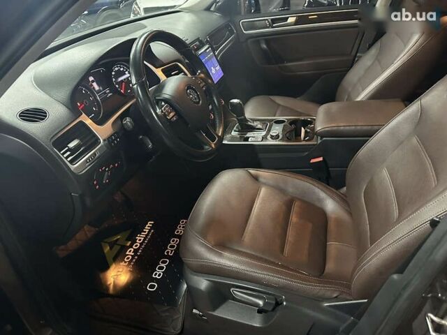 Фольксваген Туарег, объемом двигателя 3 л и пробегом 253 тыс. км за 17300 $, фото 6 на Automoto.ua