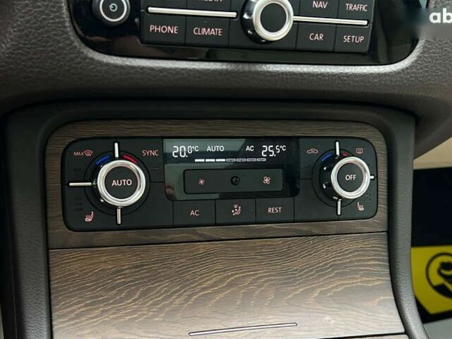 Фольксваген Туарег, объемом двигателя 3 л и пробегом 247 тыс. км за 20300 $, фото 24 на Automoto.ua