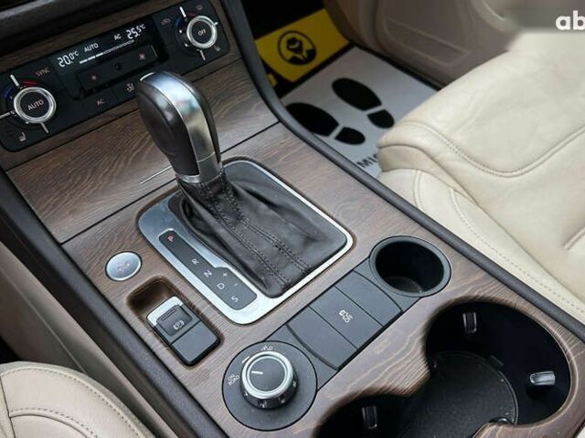 Фольксваген Туарег, объемом двигателя 3 л и пробегом 247 тыс. км за 20300 $, фото 28 на Automoto.ua